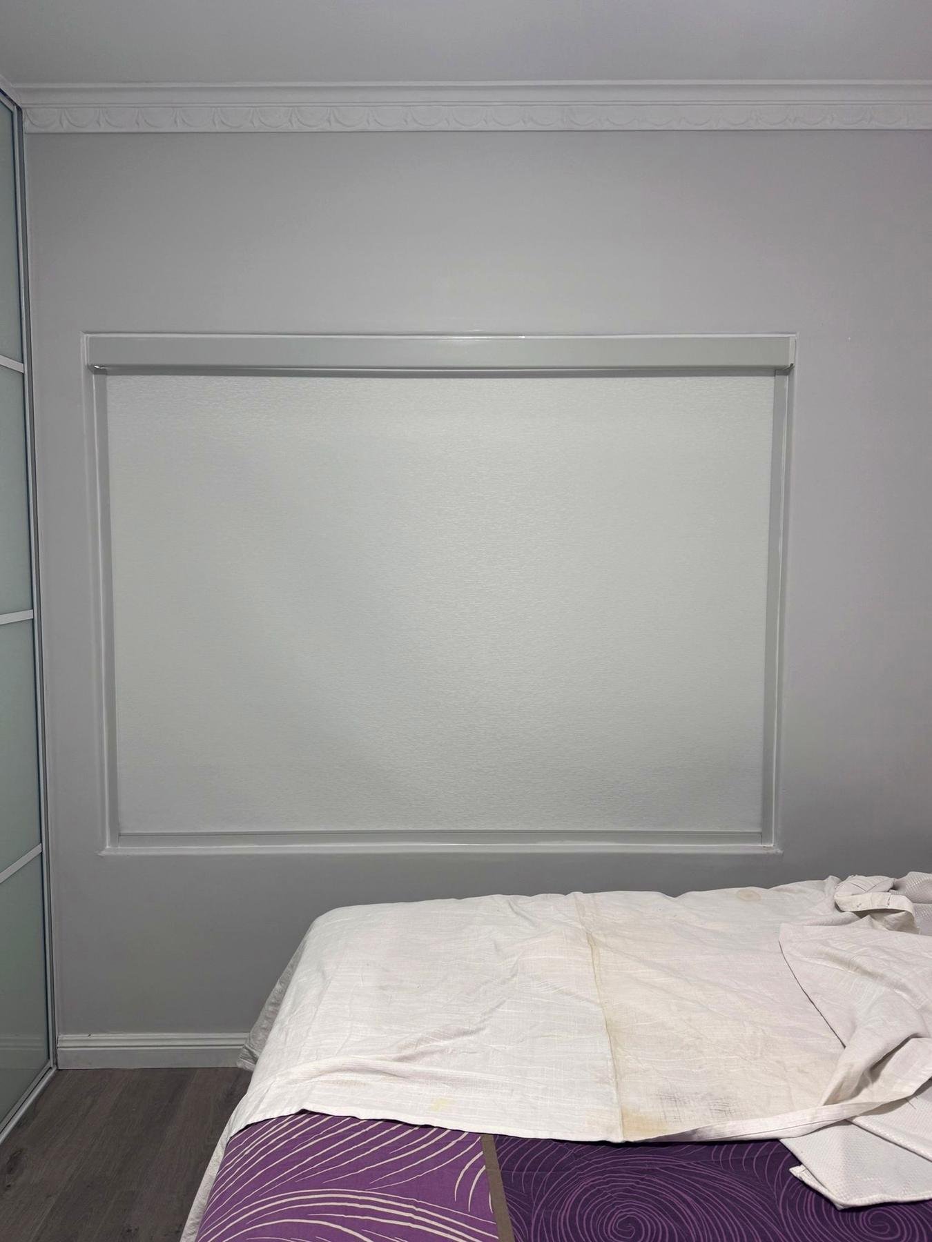 Blockout roller blind fully lowered
